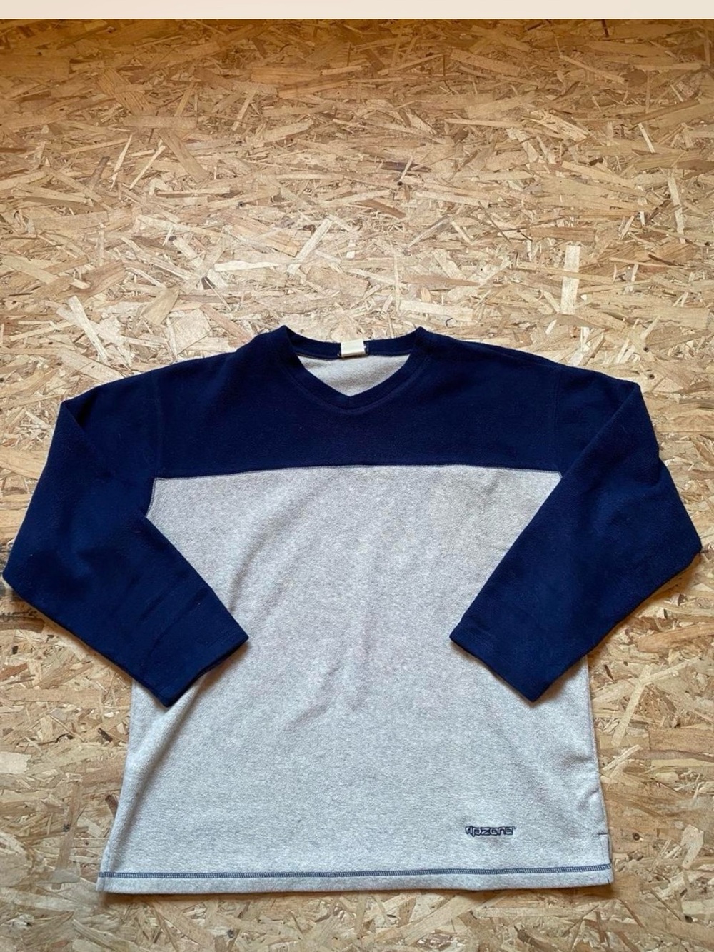 Men's Two-Tone Ripzone Crewneck Sweater in Navy and Light Gray